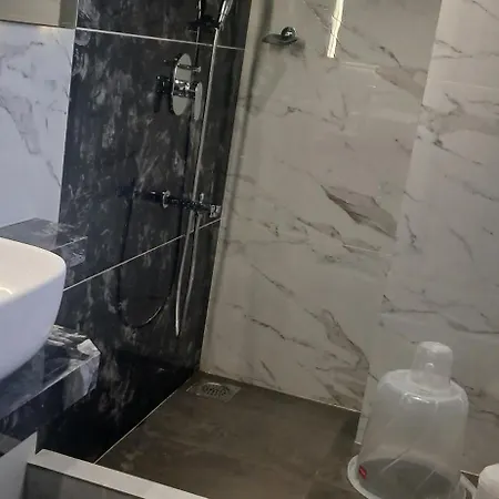 Shine Hospitality Premium Hotel