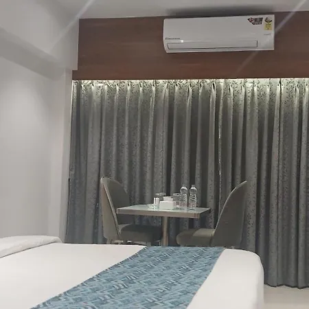 Shine Hospitality Premium 3* Mumbai