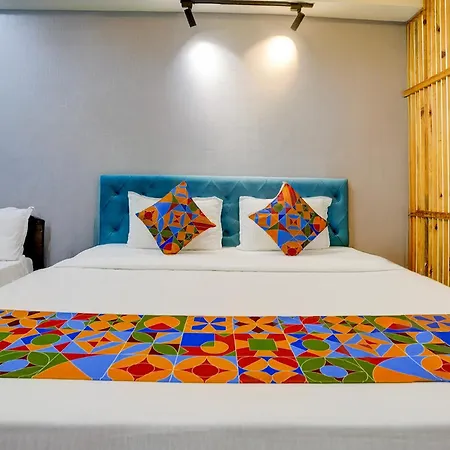 Hotel Via Blissful 3*