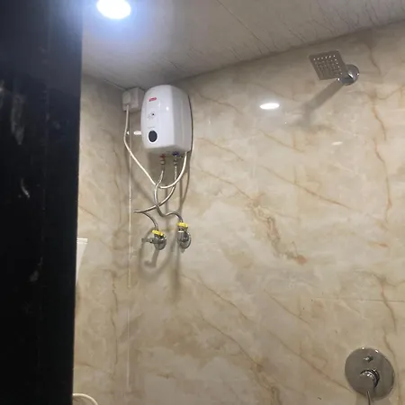 Parle Executive Near Nanavati Hospital - 2*