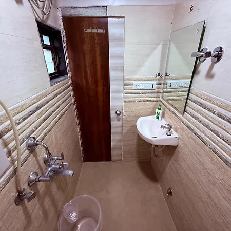 Silver Leaf - Parle East - Near Airport 3*