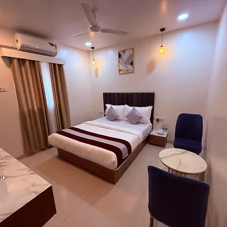 Silver Leaf - Parle East - Near Airport Hotel 3*