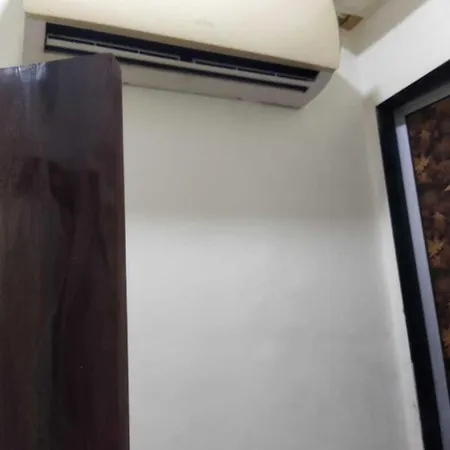 Mint Park Al Maqam - Near Mohammad Ali Road Hotel Mumbai