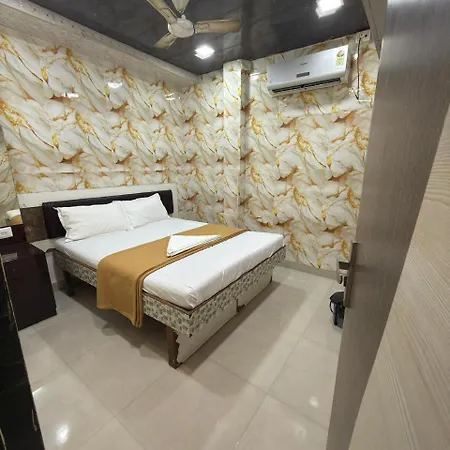 Hotel Sunroop Mumbai