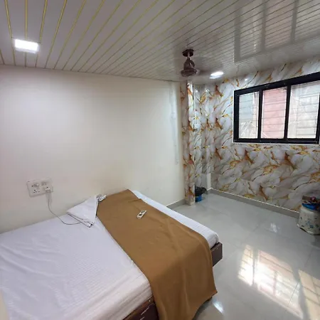 Sunroop Hotel 2*