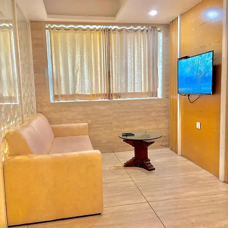 Neelkamal Hotel Mumbai
