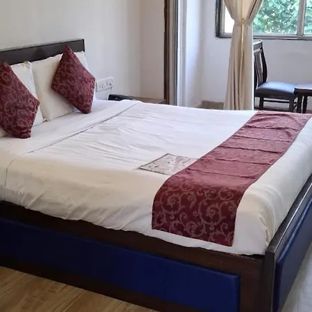 Divine Residency Hotel 3*