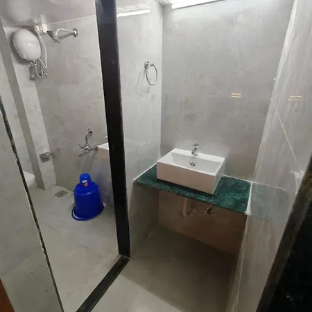 Transit Hostel