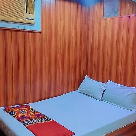 Guest house Nasim Near Moammed Ali Road Mumbai