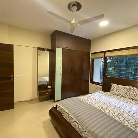 One Bedroom Cozy In Shared At Bandra
