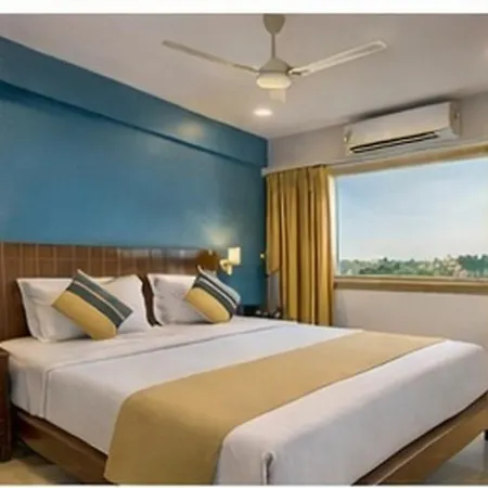 Aparthotel Bollywood Desire 5*