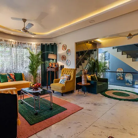 Breeze 3bhk Cosy Spacez Luxury *