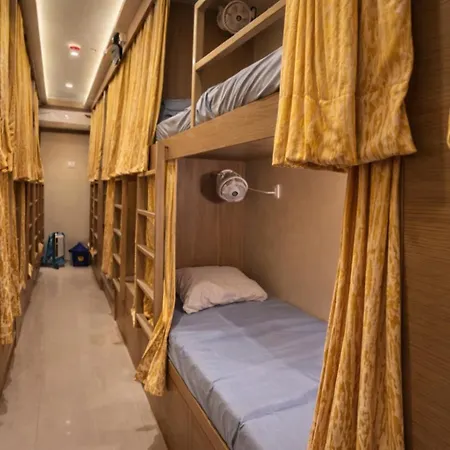 Hostel Relax Kurla