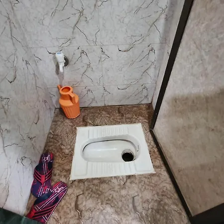 Sahar Ac - Andheri - Near International Airport - Male Guest Only * Mumbai