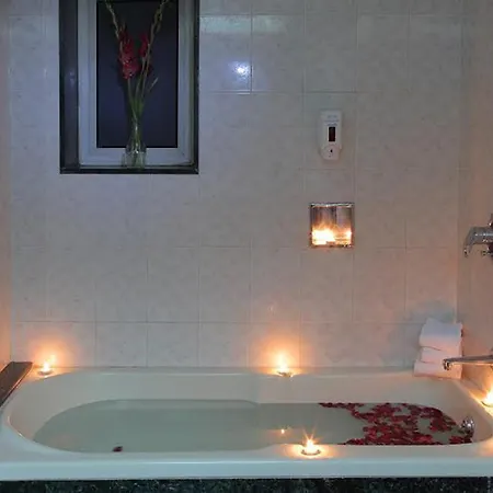 Hotel Hiltop 3*