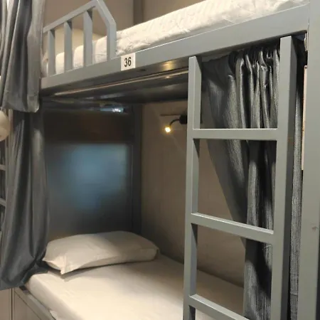 Hostel Oster *