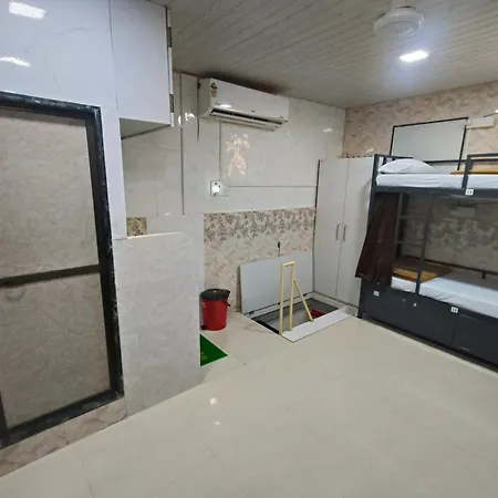 Hostel Sahar Ac - Andheri - Near International Airport - Male Guest Only Mumbai