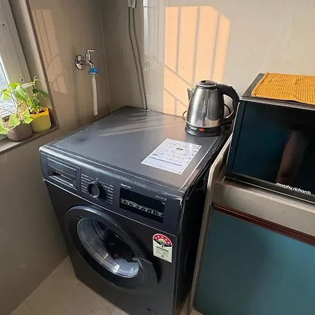 Cozy Private Room, Pet Friendly Home, Vikhroli East *