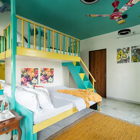 Breeze 3bhk Cosy Spacez Luxury *
