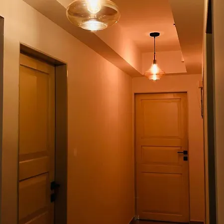 Apartment To In Bkc Airport Nearby *