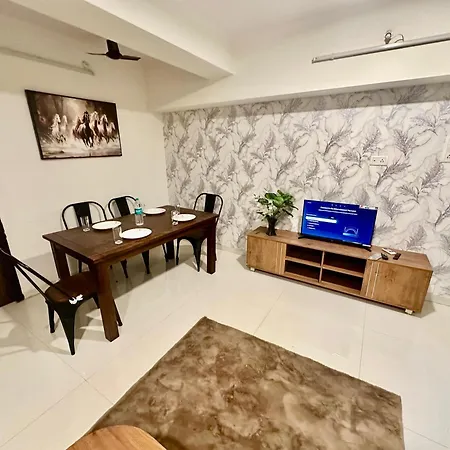 Crystal Homes *