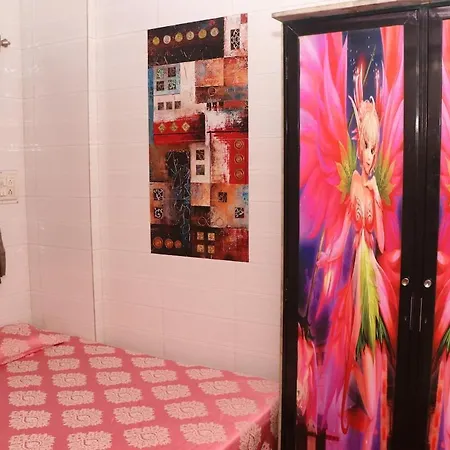 Dream At Malad West! Apartment *