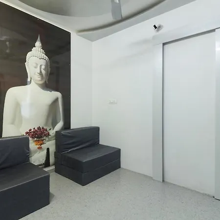 Apartment Mystical In Goregaon East