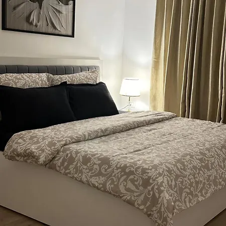 Apartment To In Bkc Bandra Airport Nearby Mumbai