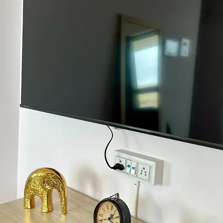 Modern & Luxury For Your Comfort Apartment Mumbai