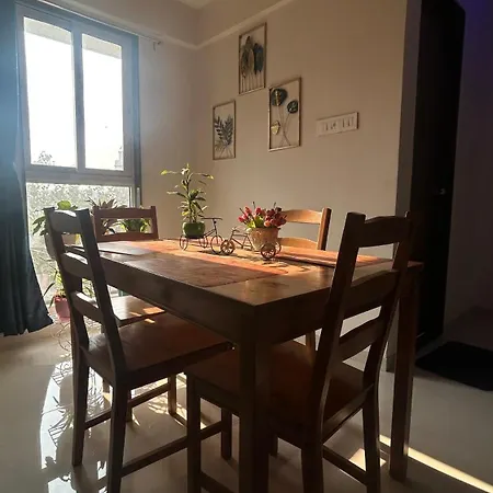 Indigo Tides Luxe 2bhk Steps To The Apartment *