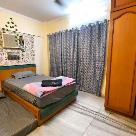 Ivy Link Palace 2bhk Oshiwara Apartment *