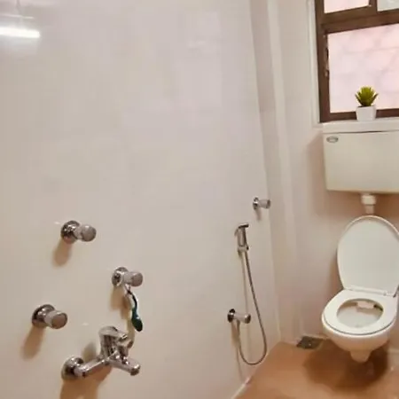 1bhk Balcony Retreat - Gulmohar Road, Juhu Apartment Mumbai