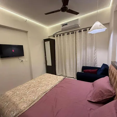 Luxury Haven-ocean Breeze 3 Bhk * Mumbai