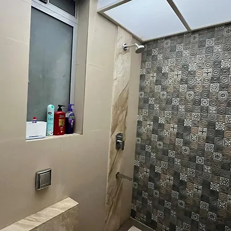 Modern & Luxury For Your Comfort Apartment