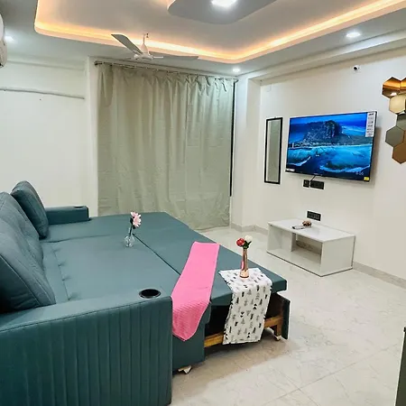 Apartment 2 Bhk & Hiranandani View H Floor