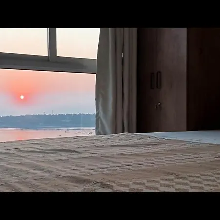 Sea-view Premium 2bhk 950sqft, Parking, Andheri W * Mumbai