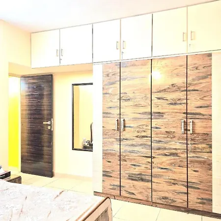 Apartment Spacious, Homely Comfortable 2bhkfully Furnished