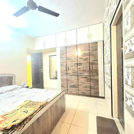 Apartment Spacious, Homely Comfortable 2bhkfully Furnished Mumbai