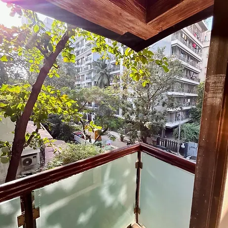 1bhk Balcony Retreat - Gulmohar Road, Juhu Apartment Mumbai