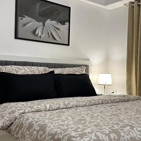 Apartment To In Bkc Bandra Airport Nearby *