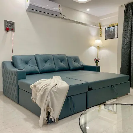 Apartment Wood 2 Bhk Powai Views *