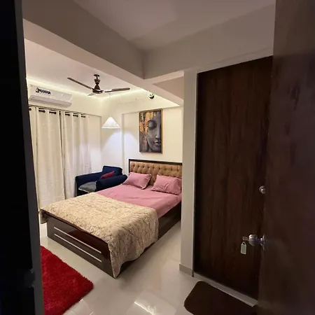 Luxury Haven-ocean Breeze 3 Bhk *