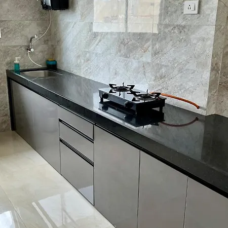 Apartment Modern & Luxury For Your Comfort *