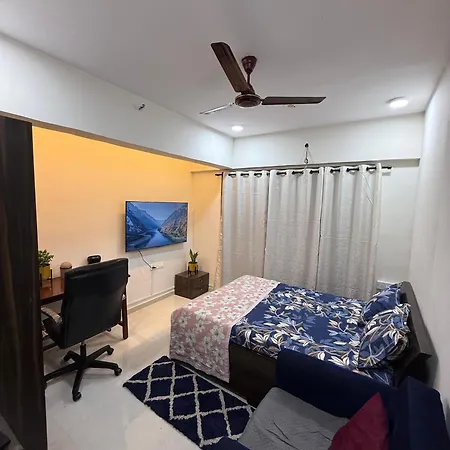 Luxury Haven-ocean Breeze 3 Bhk Apartment