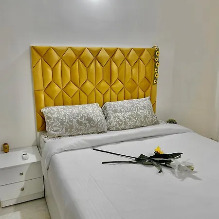 Chic 2 Bhk With Balcony & Bold Yellow Lounge Powai