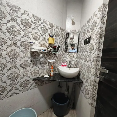 Spacious, Homely Comfortable 2bhkfully Furnished Apartment *