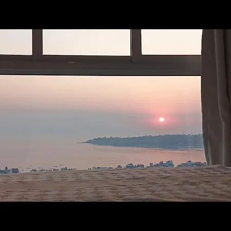 Apartment Sea-view Premium 2bhk 950sqft, Parking, Andheri W Mumbai