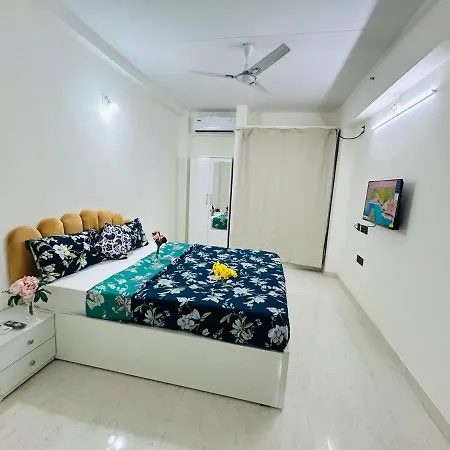Luxury 2bhk Powai & Iit Apartment *