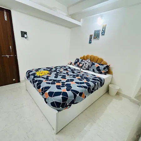 Luxury 2bhk Powai & Iit Mumbai