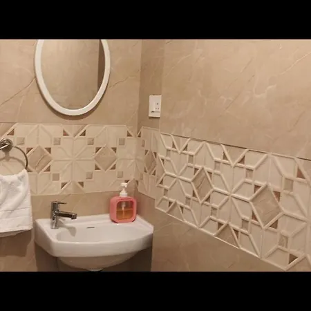 Sea-view Premium 2bhk 950sqft, Parking, Andheri W